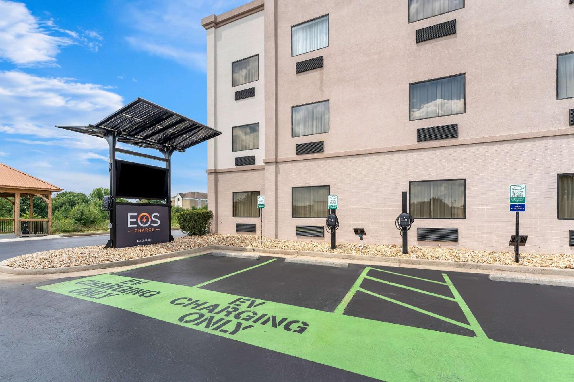 Comfort Suites Near Robins Air Force Base Warner Robins Exterior photo