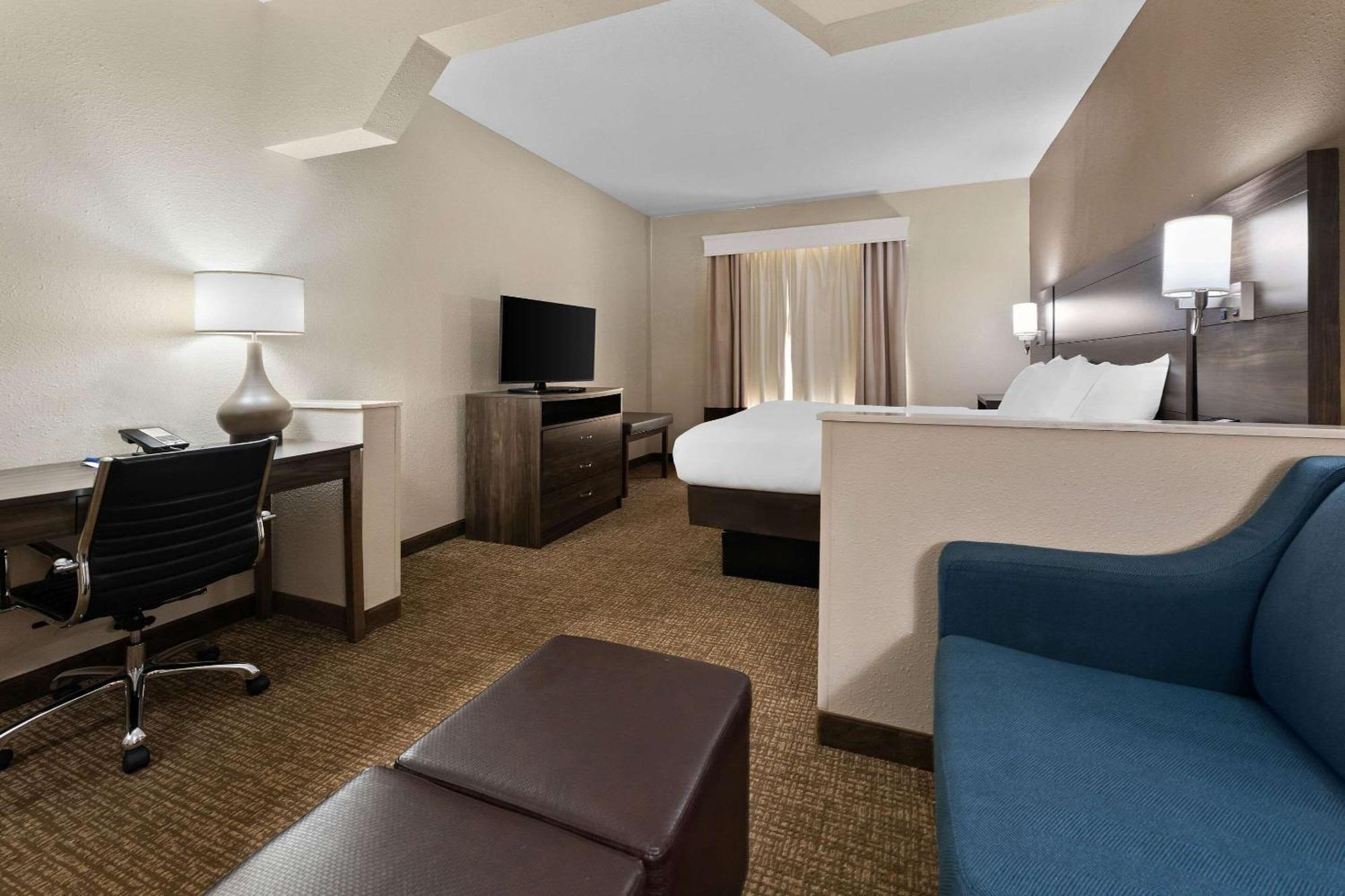 Comfort Suites Near Robins Air Force Base Warner Robins Exterior photo